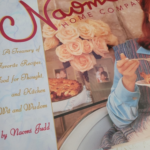 Naomi's Home Companion Scrap and Cookbook Naomi Judd Hardback Book - Picture 2 of 7